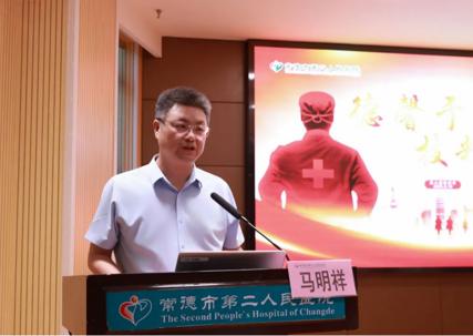 【医院动态】致敬中国医师节丨医师节荣光时刻！ 市二医院以“德馨技精”礼赞白衣担当