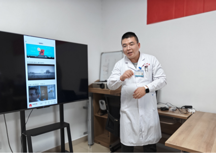 【医院动态】守护记忆，与爱同行  ——市二医院举办世界阿尔茨海默病月  主题病房活动