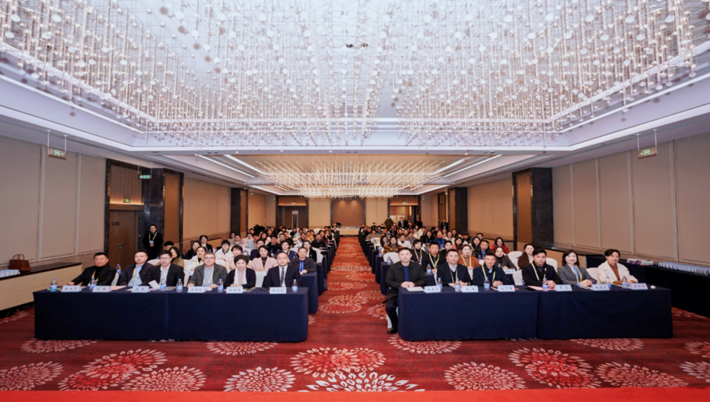 c0dd3795-ce55-4503-a8eb-8d340d0d719d