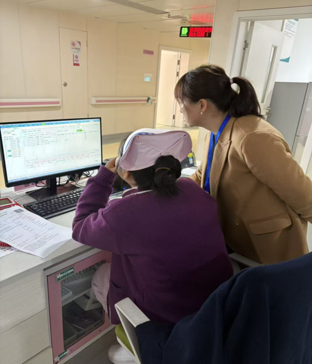 【医院动态】床旁结算丨告别排队跑腿！出院3-5分钟  “拎包即走”，就医服务直达病房